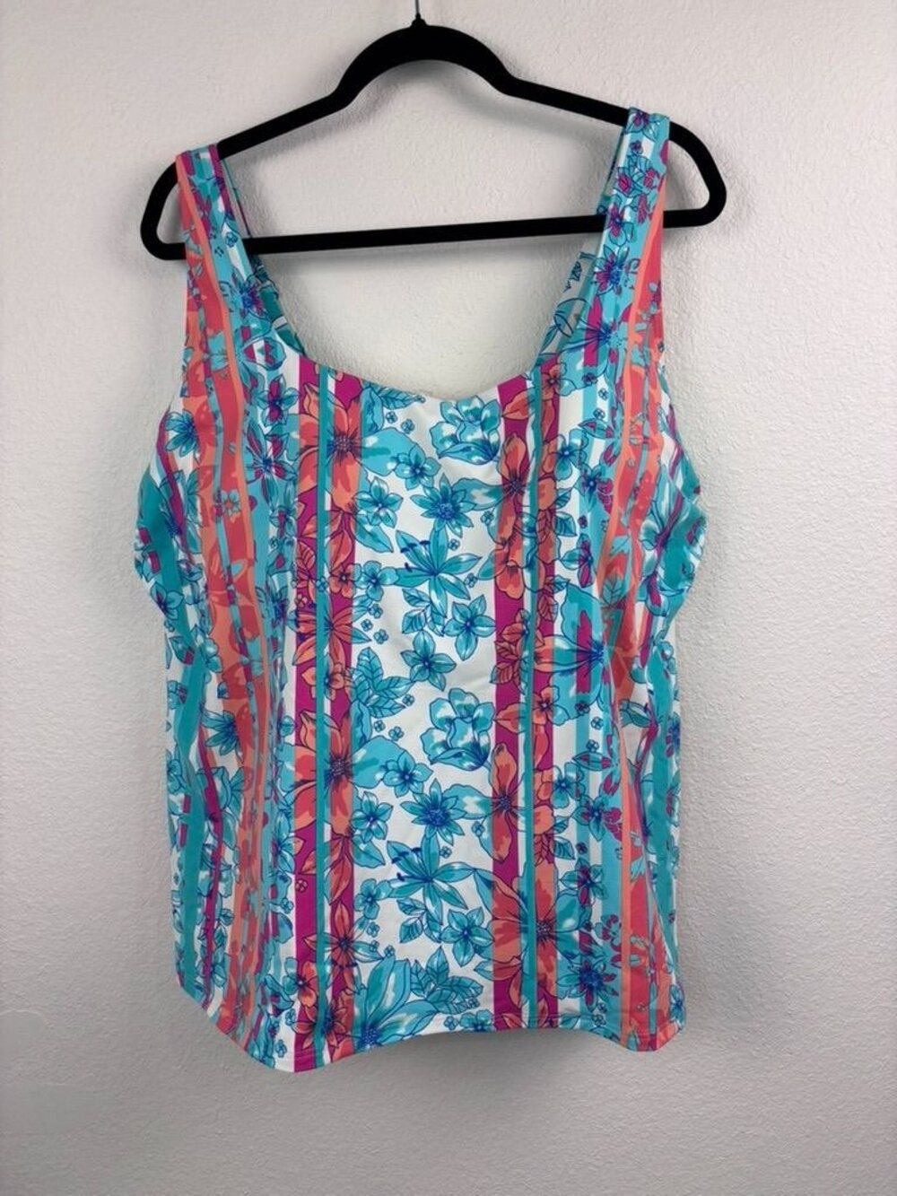 Lands' End 24W multicolor striped underwire lightly lined tankini swim top
